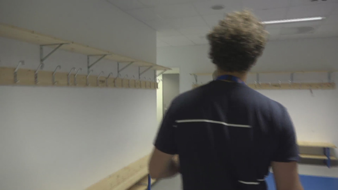 - Du kan komme ut nå, Frode!